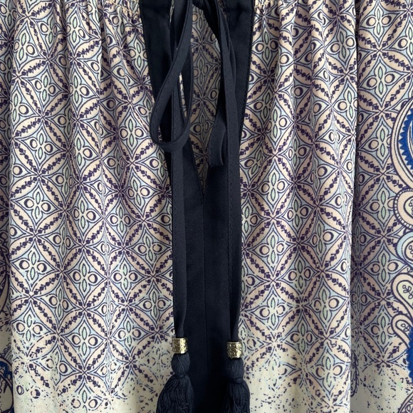 Wild paisley print long sleeve dress with navy collar - Picture 7 of 10